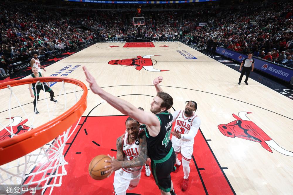 一轮车手和 一轮车手和